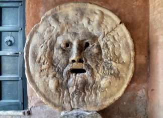 Bocca della Verità bezoeken: Info, weetjes & tips Bocca della verita bezienswaardigheden rome