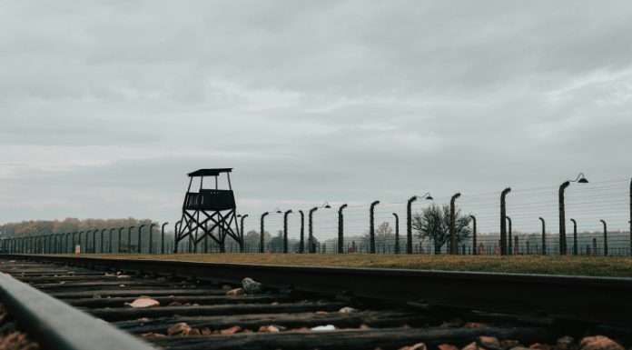 Bezoek Auschwitz met Nederlandse gids