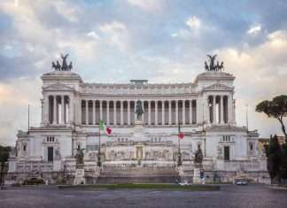 Vittorio Emanuele II Monument: Info, weetjes & tips Vittorio Emanuele II Monument